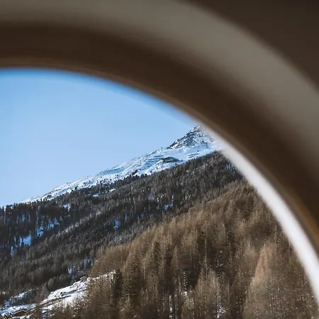 Konukevi Neururer Sölden