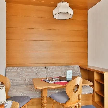 Pensionat Neururer 3*